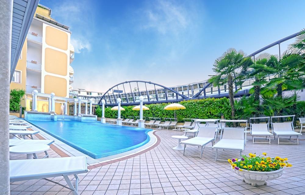 Hotel Aurora Terme Abano Terme Buitenkant foto