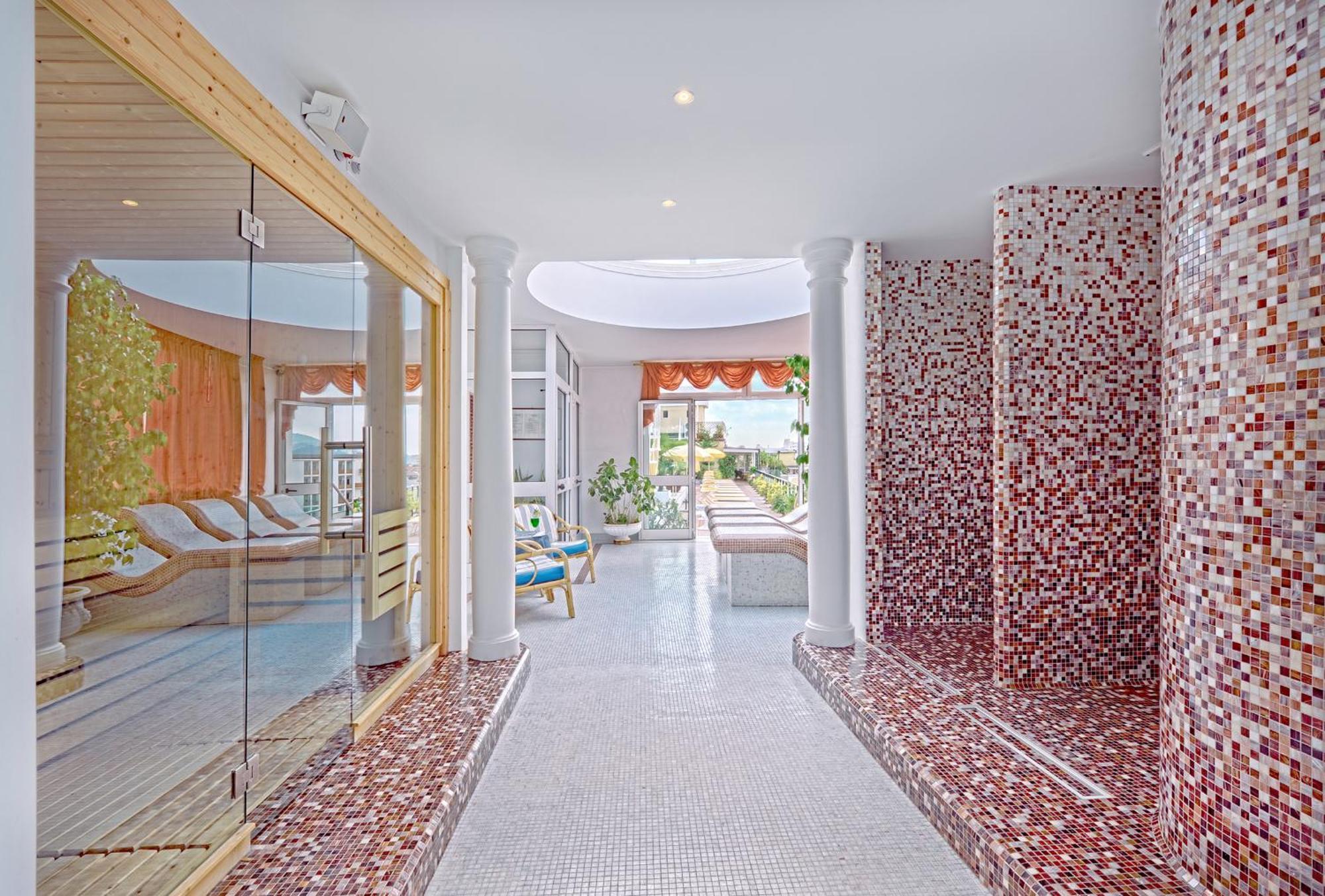 Hotel Aurora Terme Abano Terme Buitenkant foto