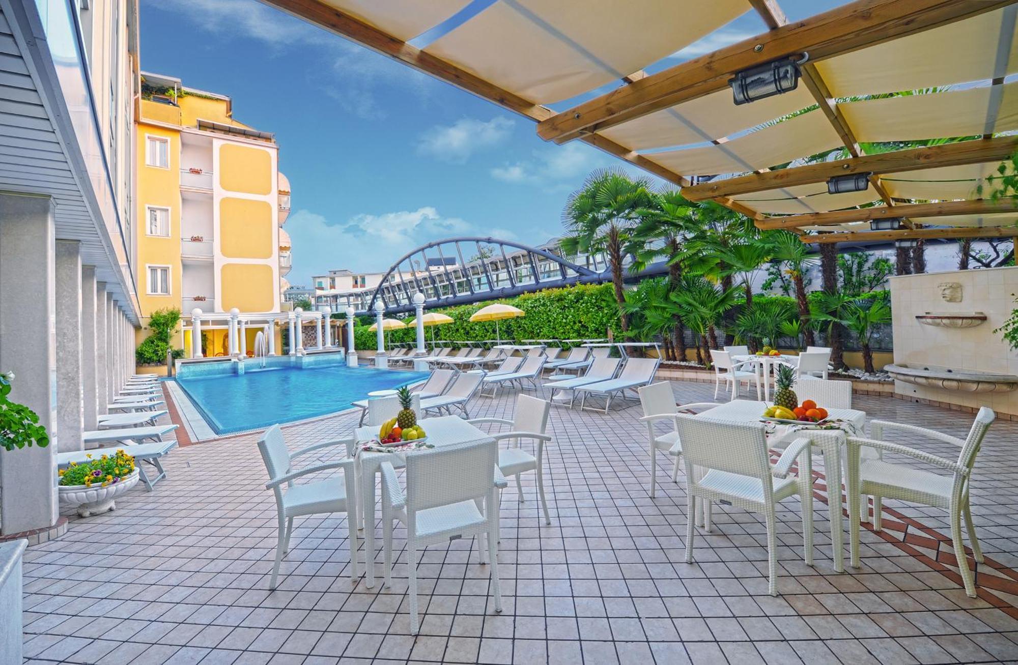 Hotel Aurora Terme Abano Terme Buitenkant foto