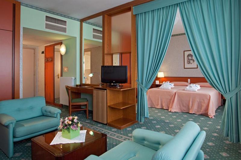 Hotel Aurora Terme Abano Terme Buitenkant foto