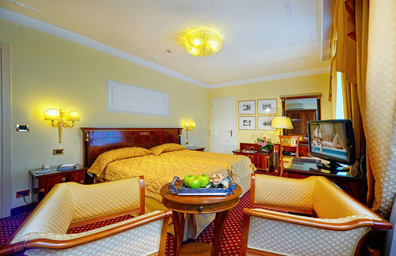 Hotel Aurora Terme Abano Terme Buitenkant foto