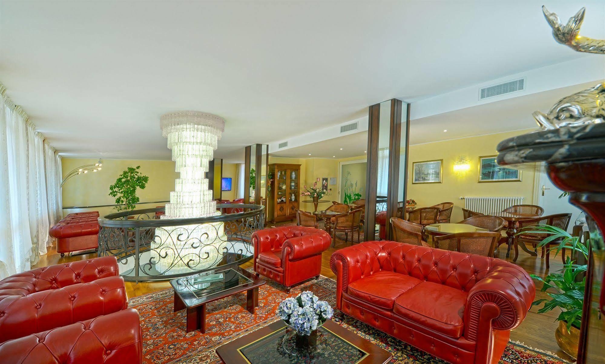 Hotel Aurora Terme Abano Terme Buitenkant foto